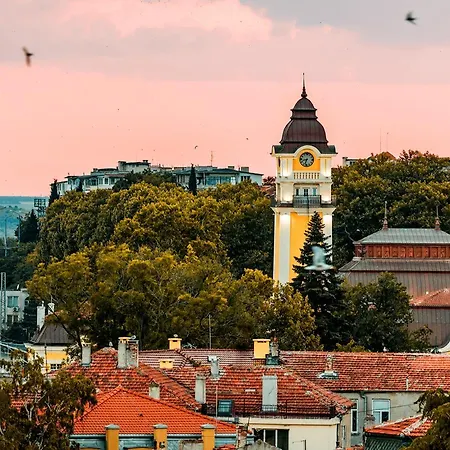 Flower Street Provides With Free Wifi, Air Conditioning * Slăntjev Brjag