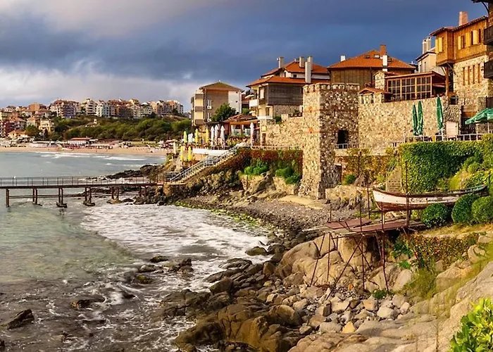 Flower Street Provides With Free Wifi, Air Conditioning * Слънчев бряг